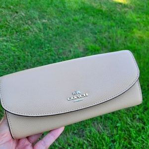 Coach nude wallet with matching coin purse